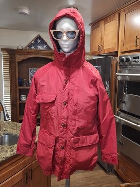 Vintage Woolrich Hooded Wool Lined 70's-80's Woman's Red Parka - Size M